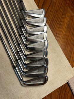 Dunlop 7000 iron set 2-P