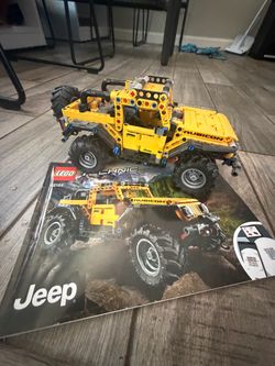 LEGO Technic Jeep Wrangler Rubicon + Bugatti Bolide – 100% Complete – $70 OBO