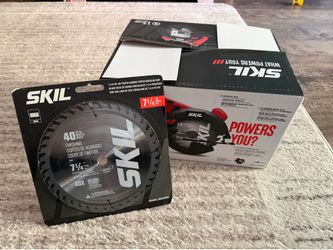 Brand new Skil Circular Saw, Red with blade