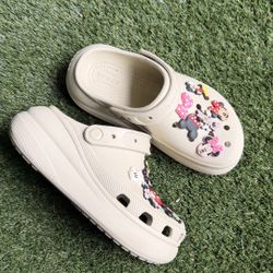 Beige Crocs with charms, Size 6