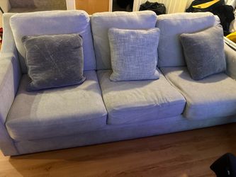Couch set