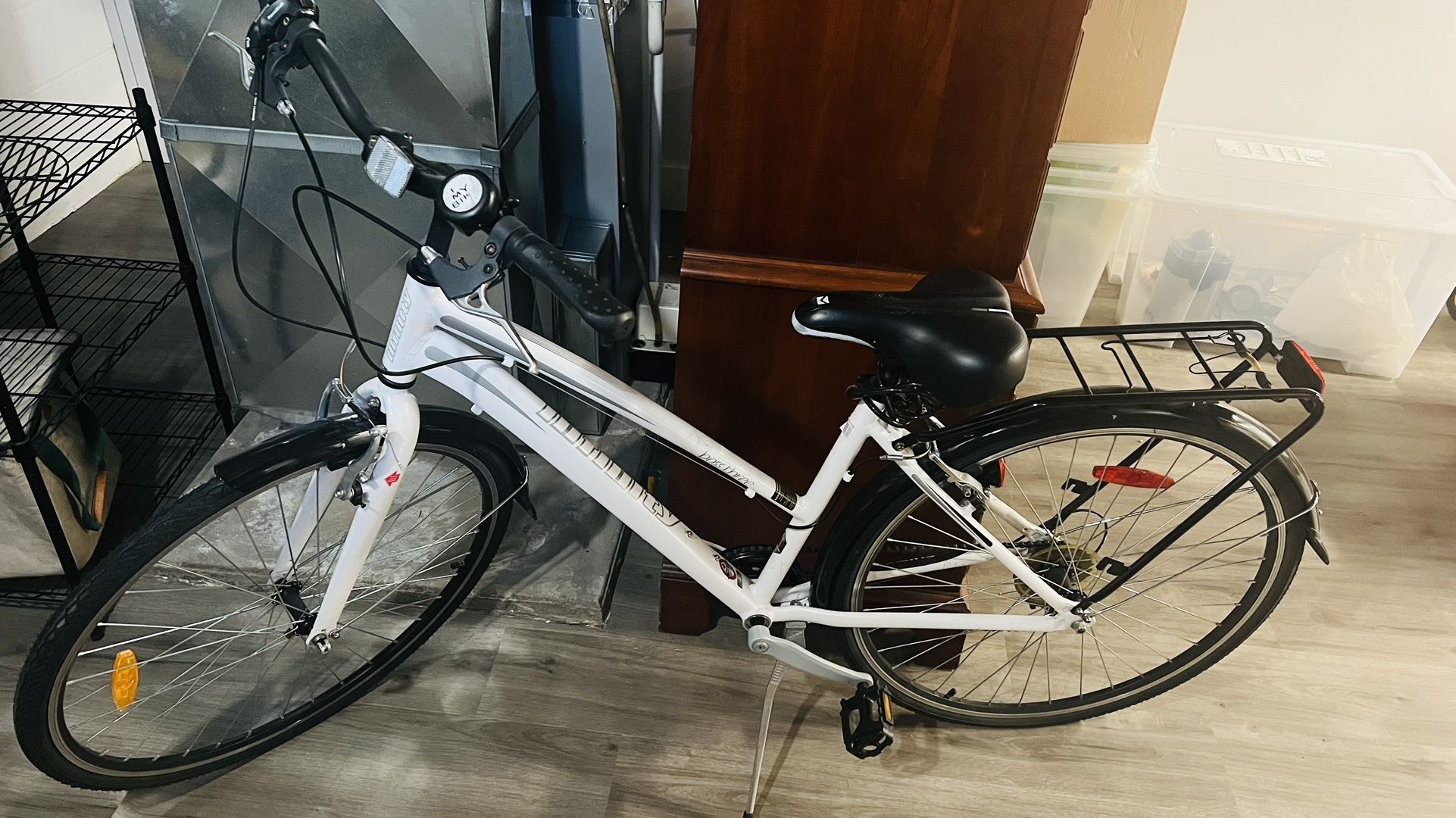 Lightweight Hybrid City Bike β Great Condition!
