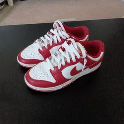 USC Nike dunks Size 7 mens