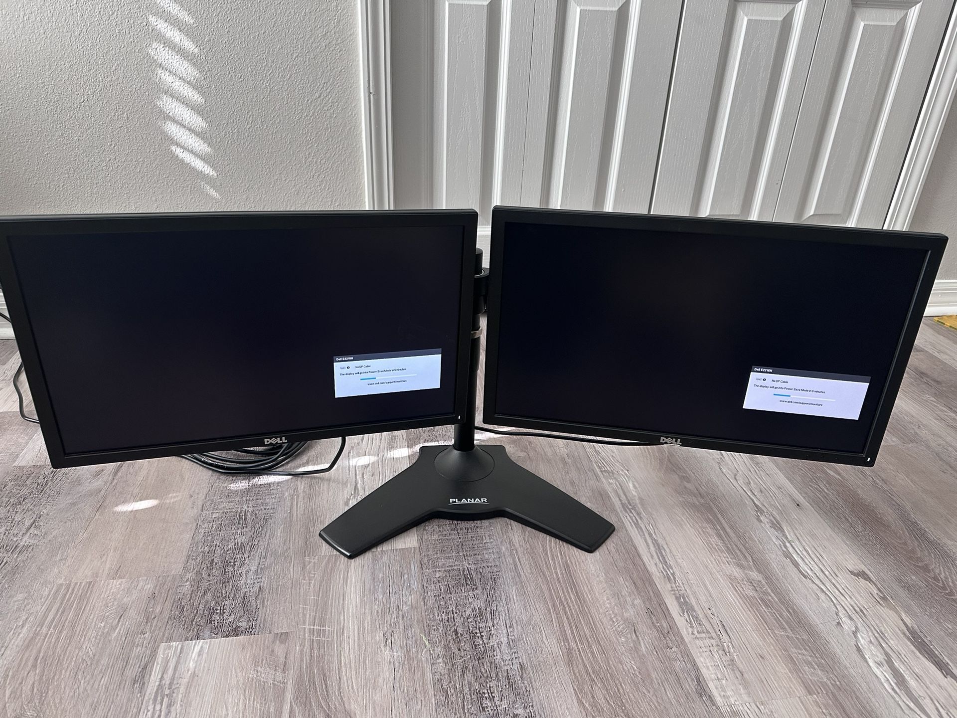 Dell Docking Station + Dual Dell Monitors – Complete Setup!