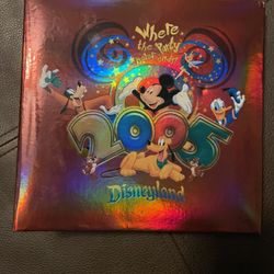 WALT DISNEY WORLD 2005 WDW MICKEY DONALD GOOFY PLUTO PHOTO PICTURE ALBUM