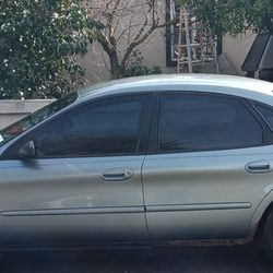 2005 Ford Taurus