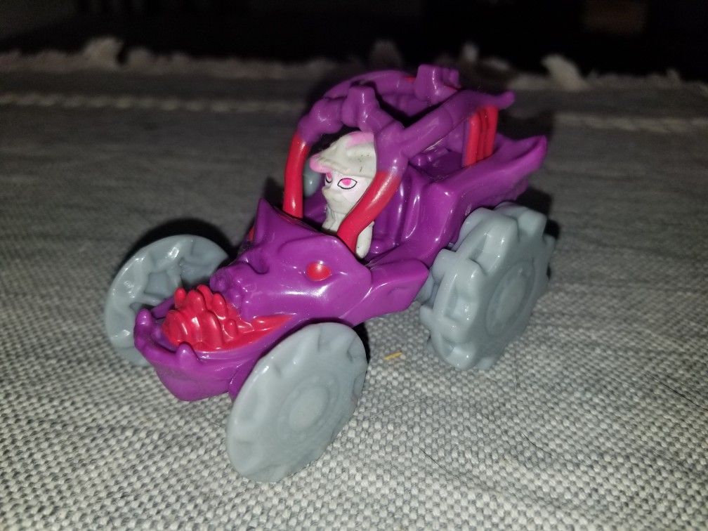 Skylanders Superchargers Roller Brawl Tomb Buggy