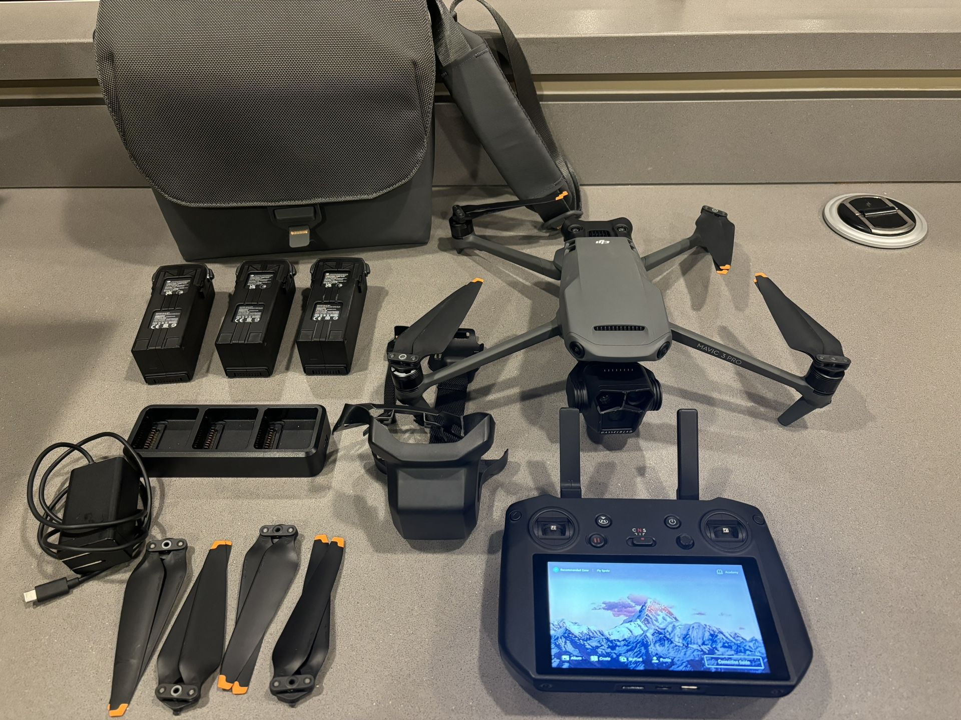 DJI Mavic 3 Pro premium Combo (RC PRO remote) + Insurance