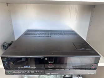 Sony EV-S700U Video8 DAV Cassette Recorder