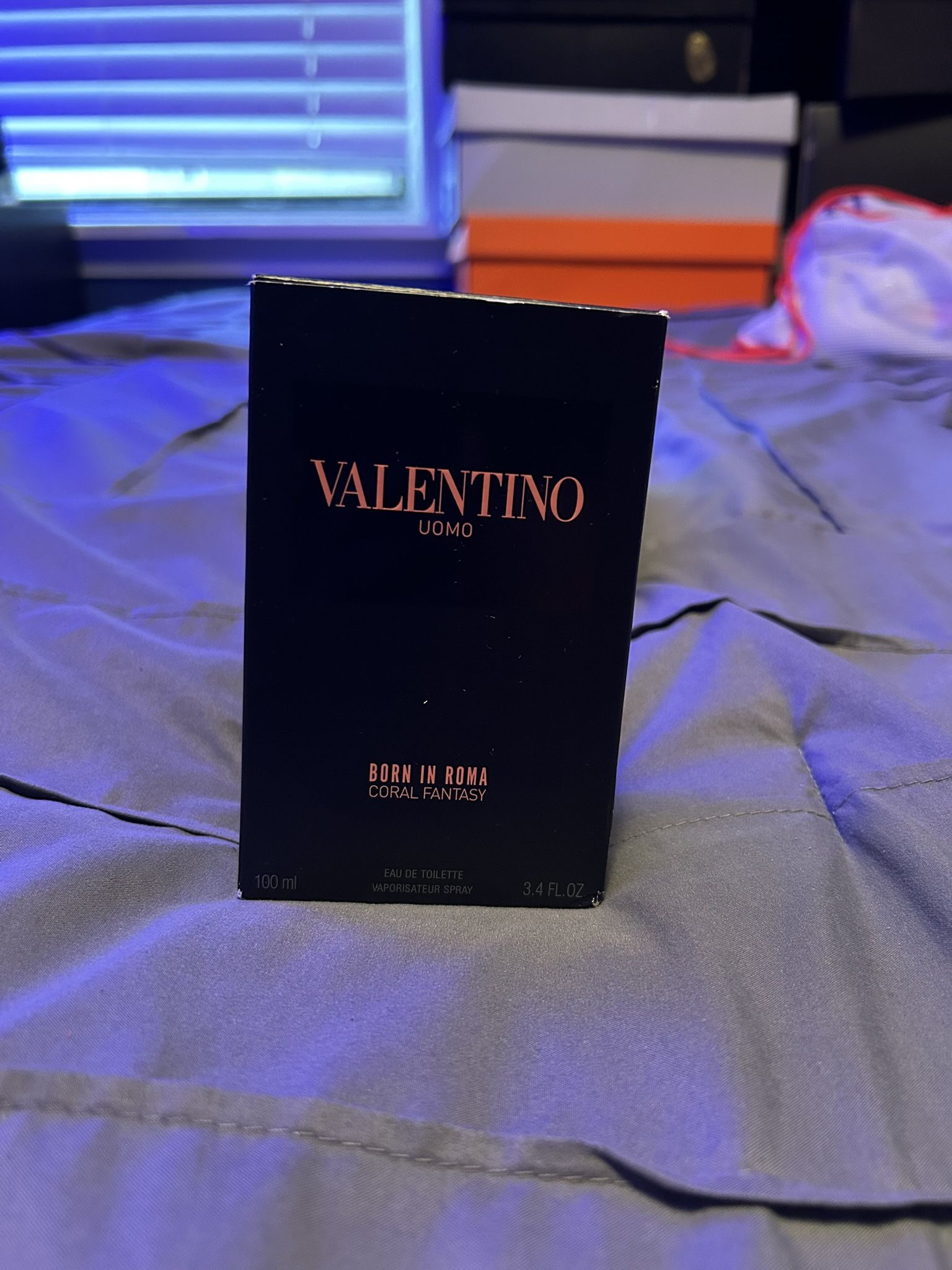 Valentino Born In Roma Coral Fantasy 