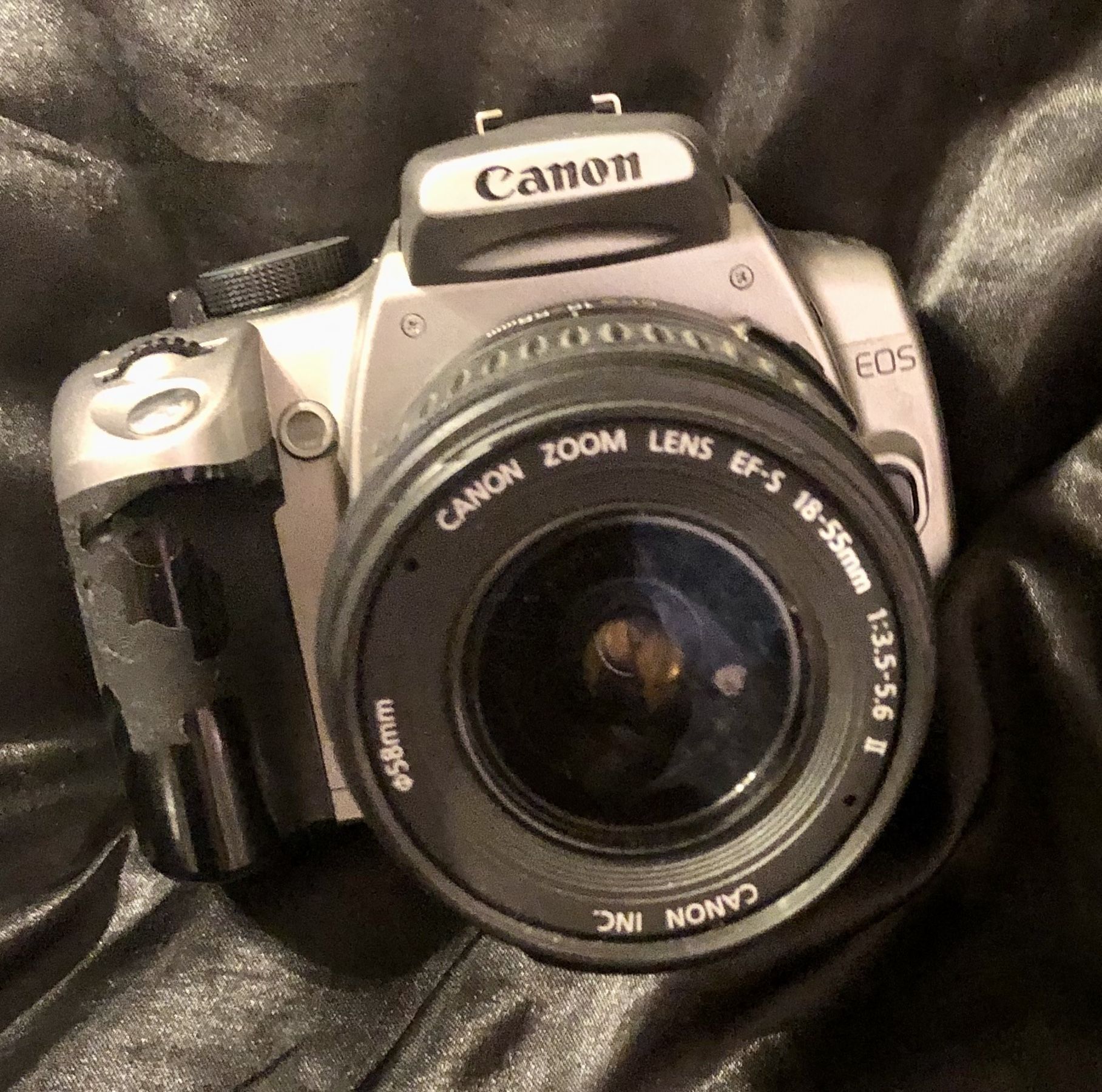 Canon DS126071 EOS Rebel XT.