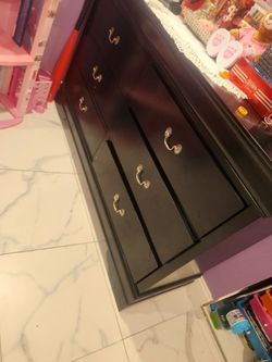Black dresser