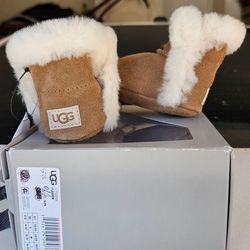 Infant uggs