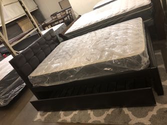 DAY BED
