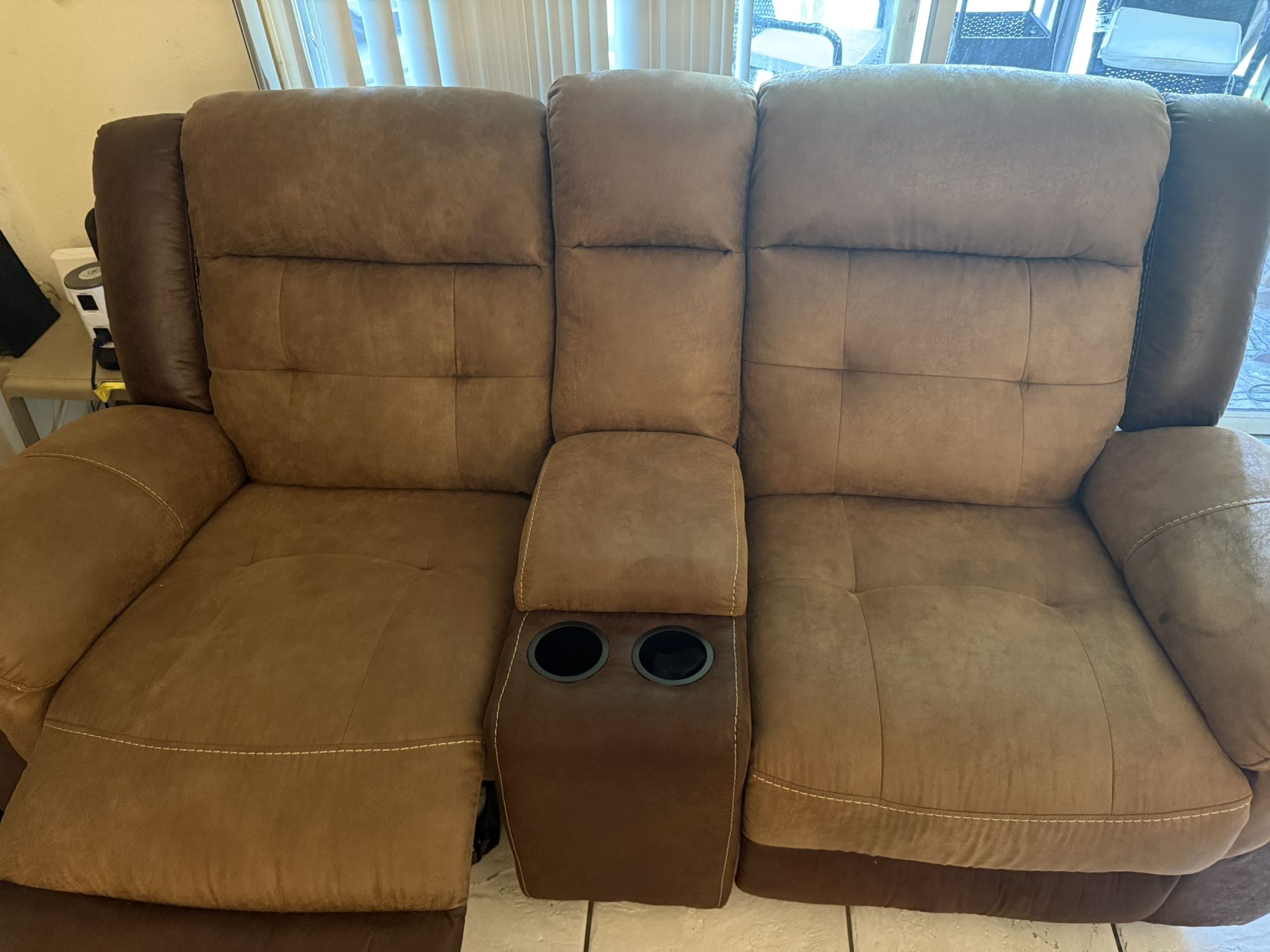 Two Tone Love  Seats And Recliner 