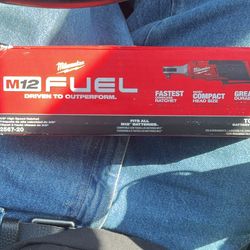 3/8” Milwaukee High Speed Ratchet