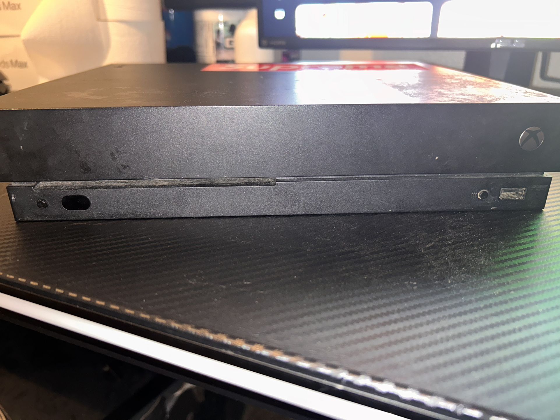 Xbox One X
