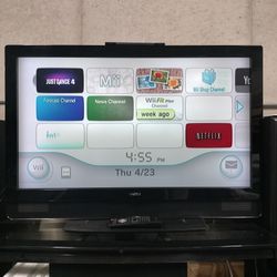 Vizio Flat Screen LCD TV VW42L