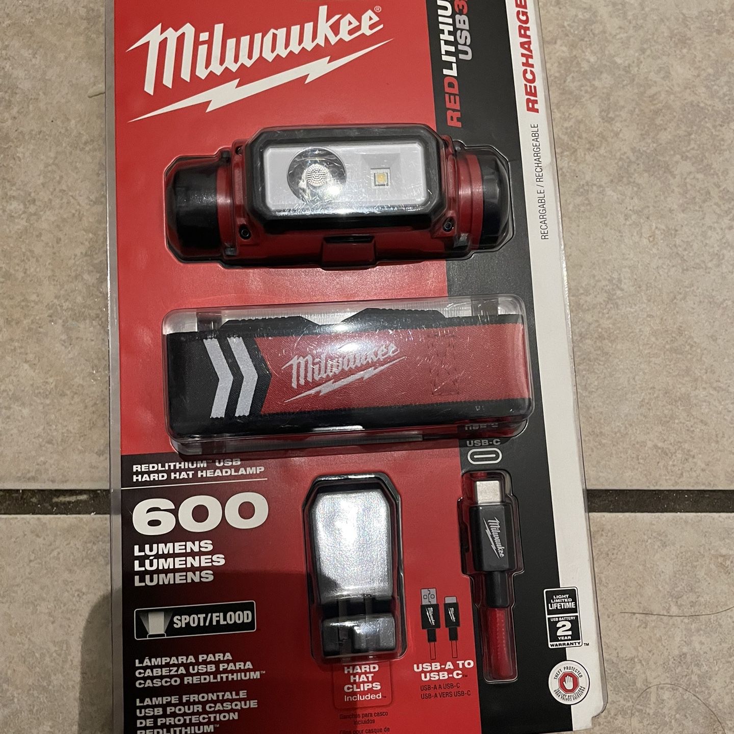 Milwaukee 600 Lumens LED REDLITHIUM USB Low-Profile Hard Hat Headlamp for  Sale in Crowley, TX OfferUp