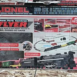 Lionel New York Central flyer train set complete works good selling cheap
