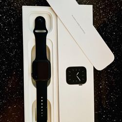 Space Gray Apple Watch New