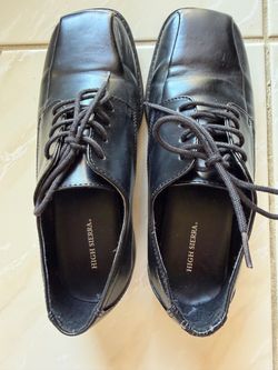 Boys Black Dress Shoes size 5