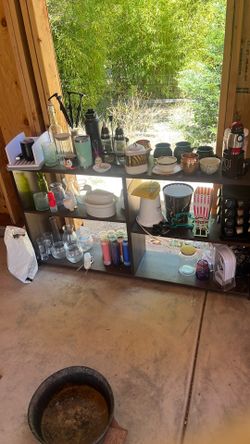 Bookshelf/shelving unit