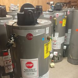 🔥🔥🔥 POWER VENT .. HOT WATER TANKS BRAND New Scratch And Dent Never Used 