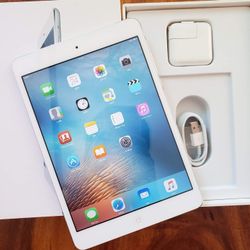 iPad Mini 1,, Wi-Fi Internet Access,  ICloud And Factory Unlocked, Excellent Condition 