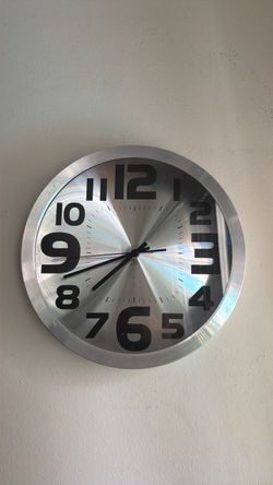 Modern clock