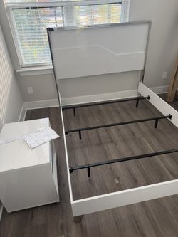 Brand New Queen Bed