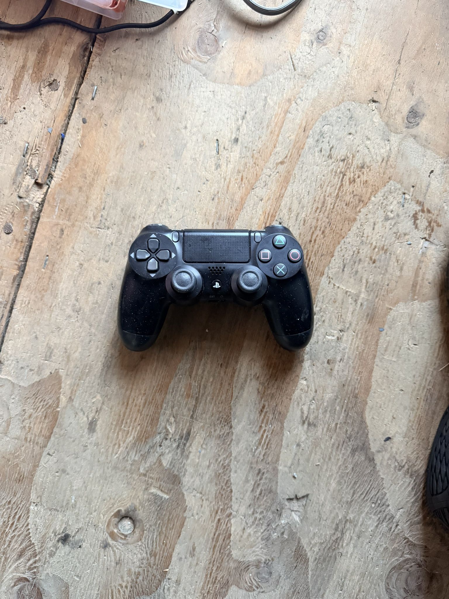 PS4 Controller