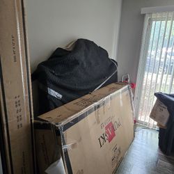 Pulaski Queen Bedroom Set