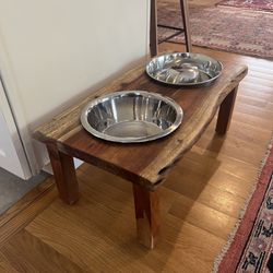 Dog Feeder