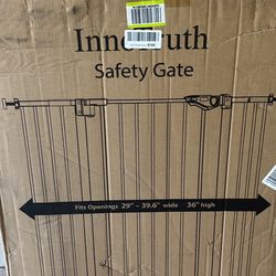 BRAND NEW BLACK BABY GATE