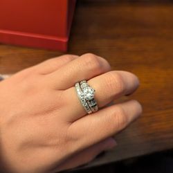 Size 8 Moisanite Cubic Zirconia Ring 