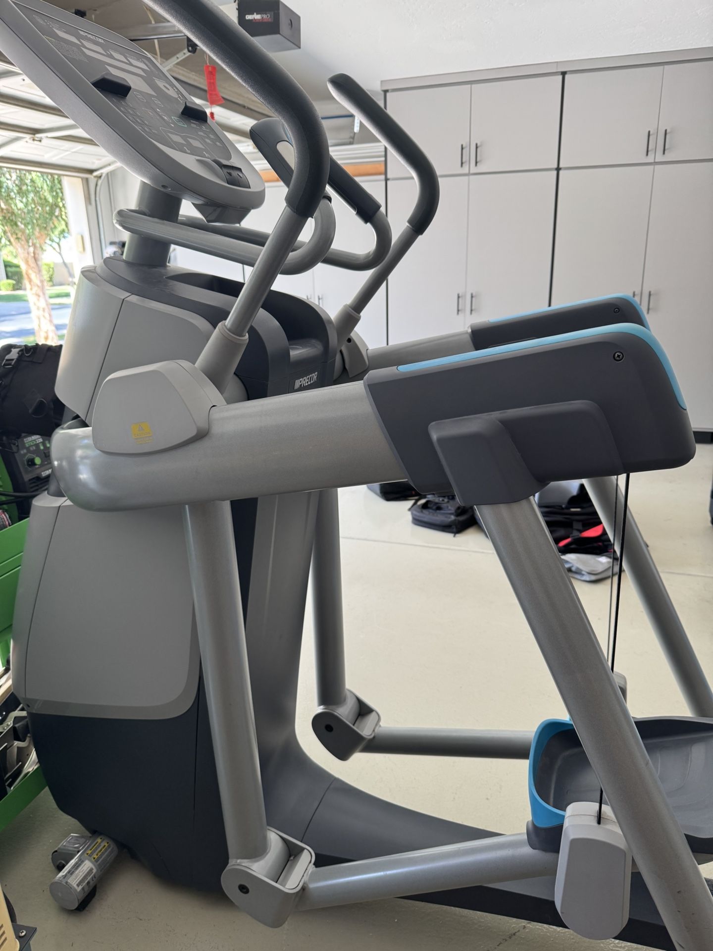 Precor AMT Elliptical