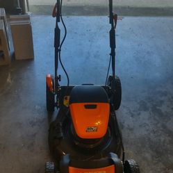 Yardforce Self-propelled Battery Lawnmower 