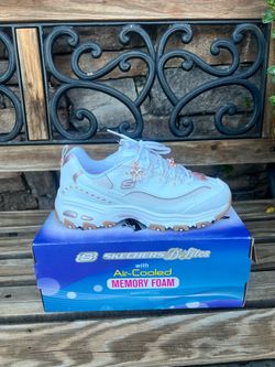 Sketchers D’ Lites