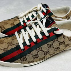 Gucci Shoes 