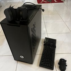 CyberPowerPC Gaming PC Bundle