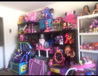 Nada nada nada gratis . Revisa My pajina