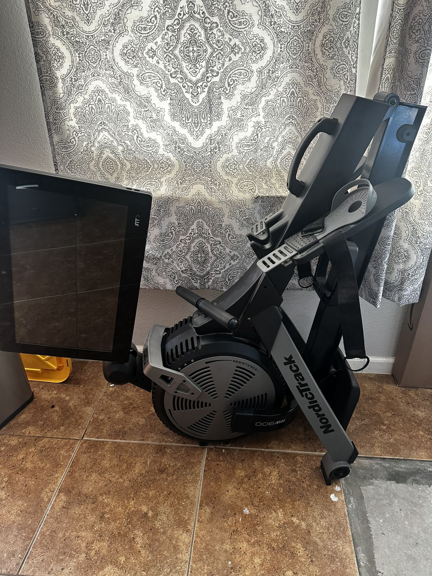 Row Machine