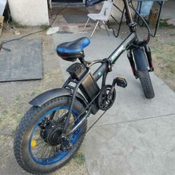 Is Fast Bike . FAST bike cost More Cash Then 20mph bike. 35mph electric bike ebike E-bike $400! Or Trade for PS5 or switch 2 or $500! No $300! No $200