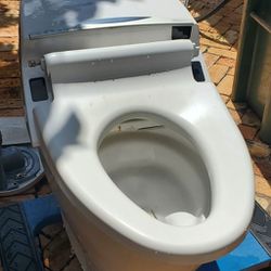 TOTTO smart Toilet. Original MSRP $10k