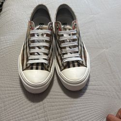 Burberry Shoes