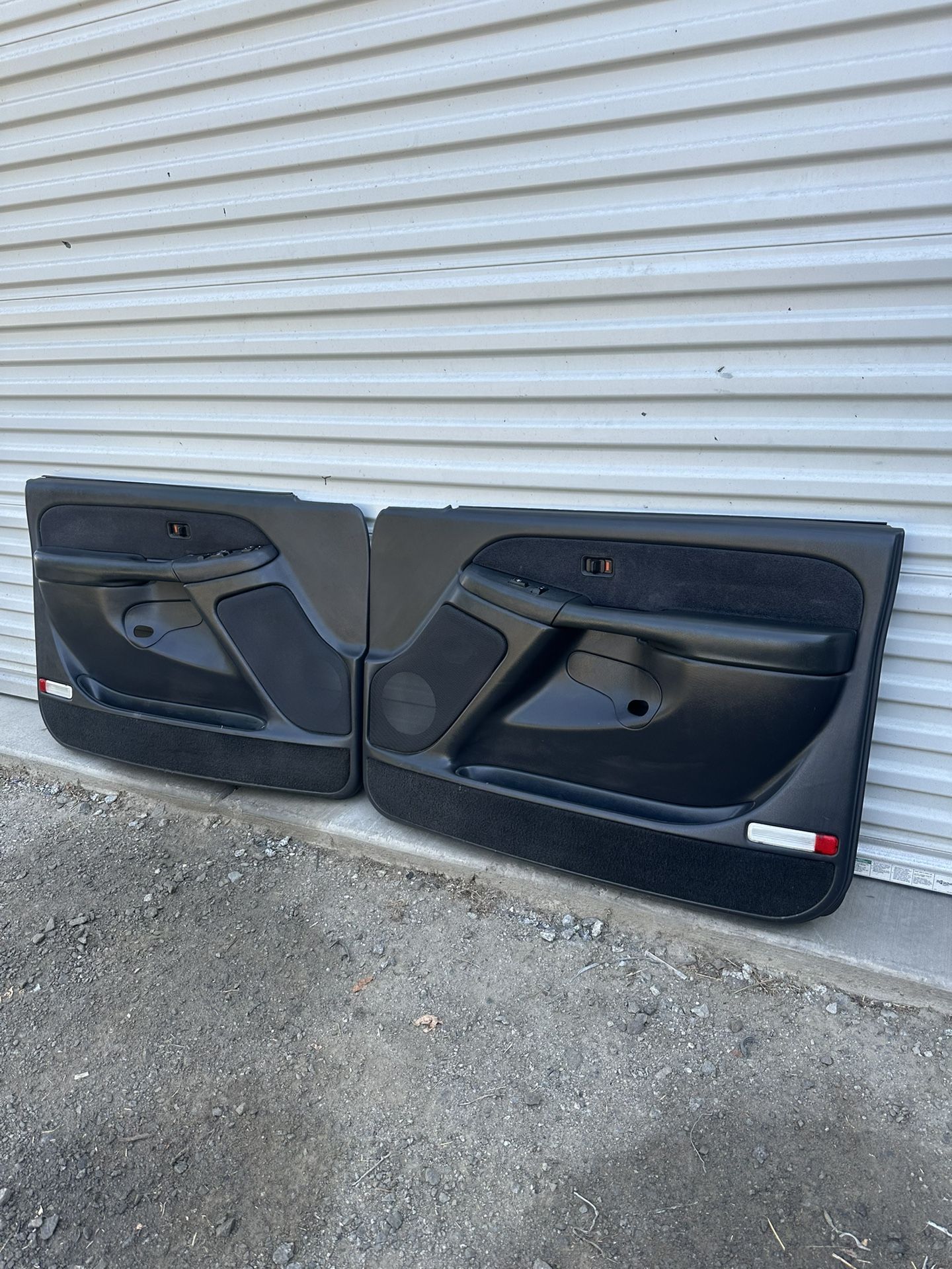 99-02 Silverado Door Panels