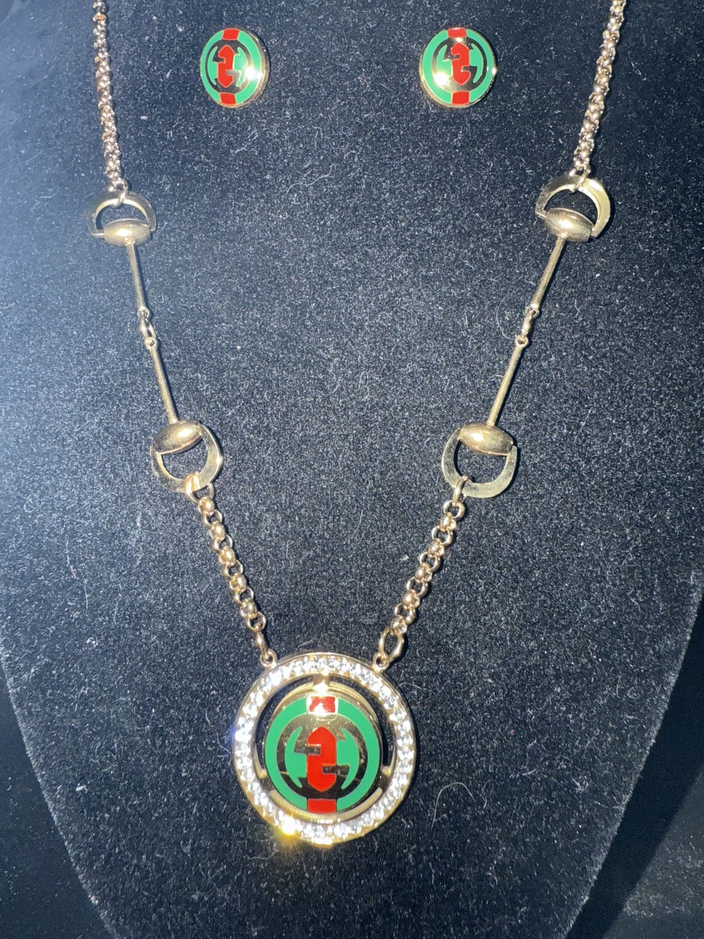 Necklace set