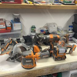 Ridgid Power Tools Set with Batteries