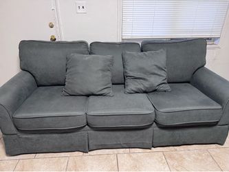 Sofa Set – Couch + 2 Matching Chairs + 6 Cushions